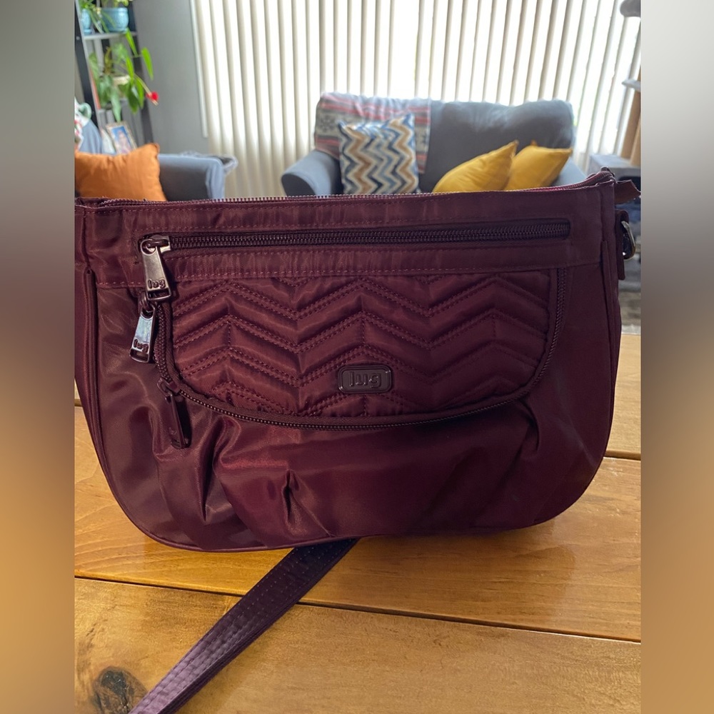 Lug Mambo in burgundy